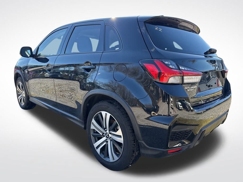 Used 2025 Mitsubishi Outlander Sport SE image 4