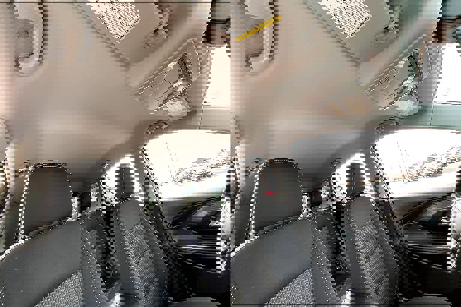 Used 2024 GMC Terrain SLE image 13