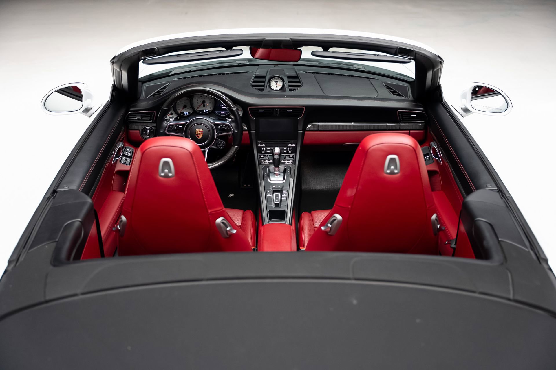 Used 2019 Porsche 911 Turbo image 78