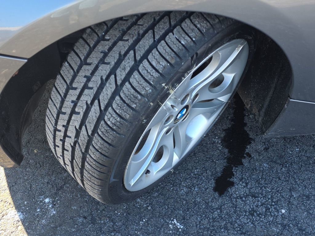 Used 2005 BMW Z4 3.0i image 12