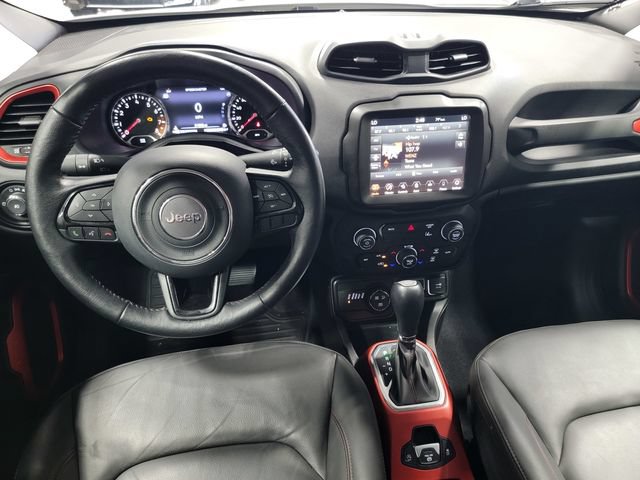 Used 2022 Jeep Renegade Trailhawk w/ Trailer Tow Group AWD/4WD image 28