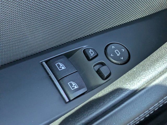 Used 2020 BMW M8 Coupe AWD/4WD image 18