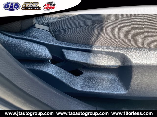Used 2025 Toyota Camry LE FWD image 18