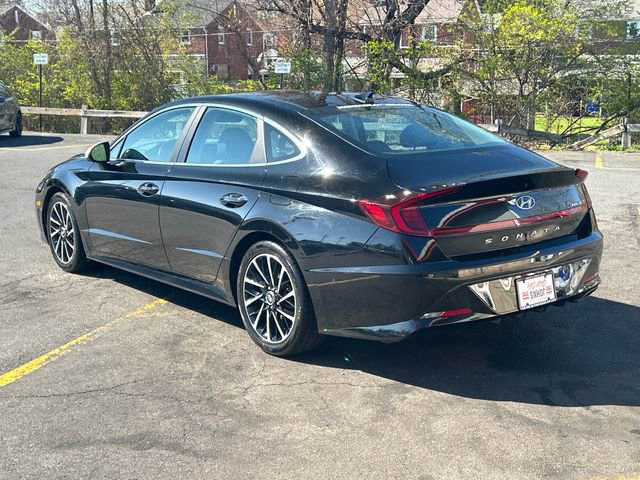 Used 2021 Hyundai Sonata Limited w/ Cargo Package FWD image 3