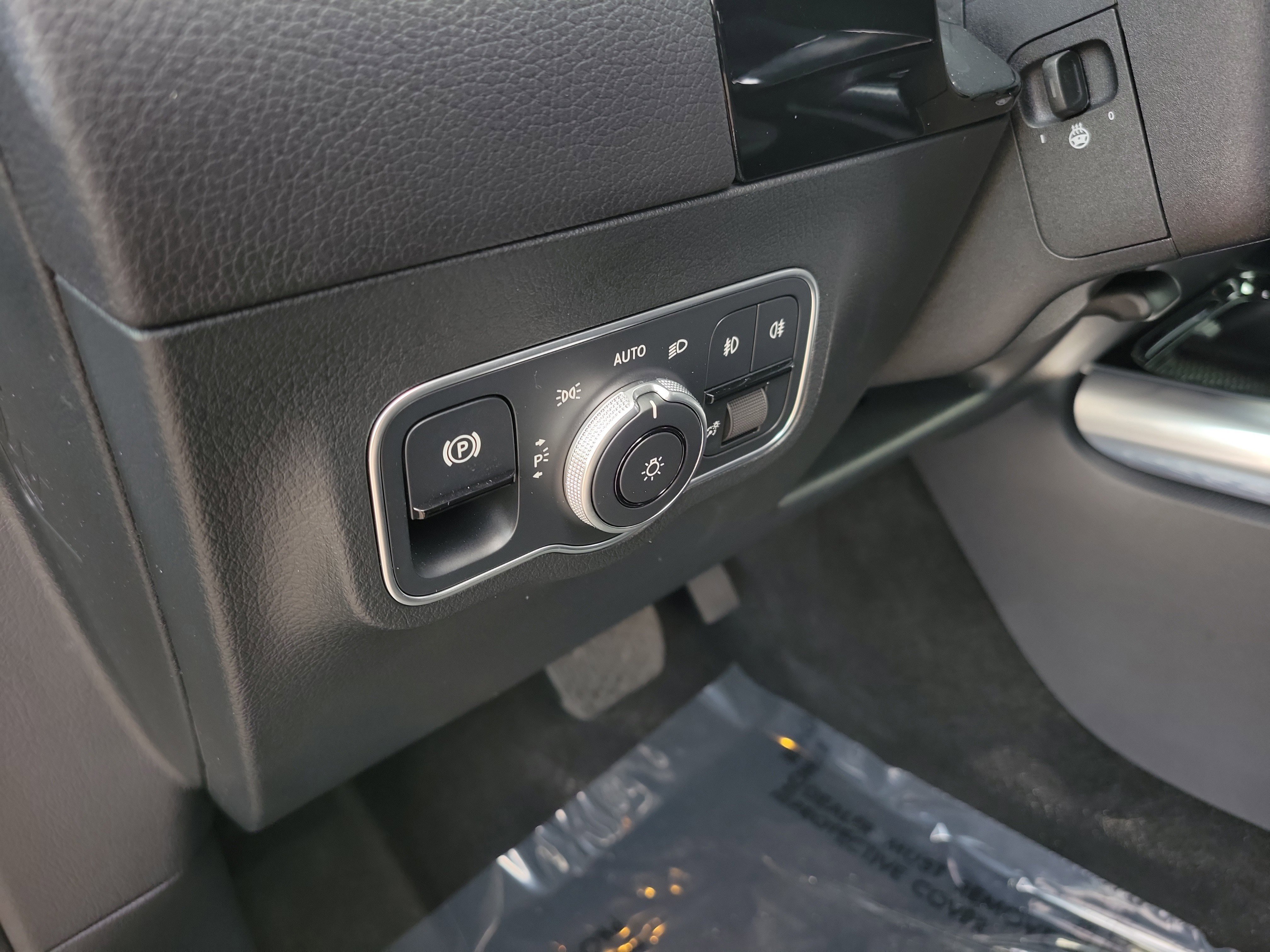 Certified 2026 Mercedes-Benz GLA 250 image 25