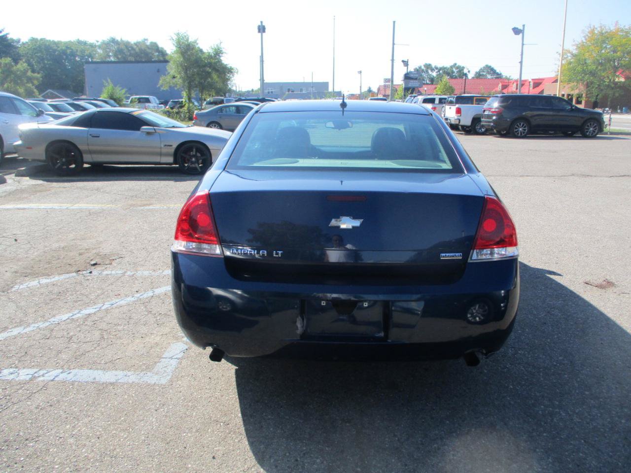 Used 2012 Chevrolet Impala LT w/ LT Sunroof Package FWD image 6