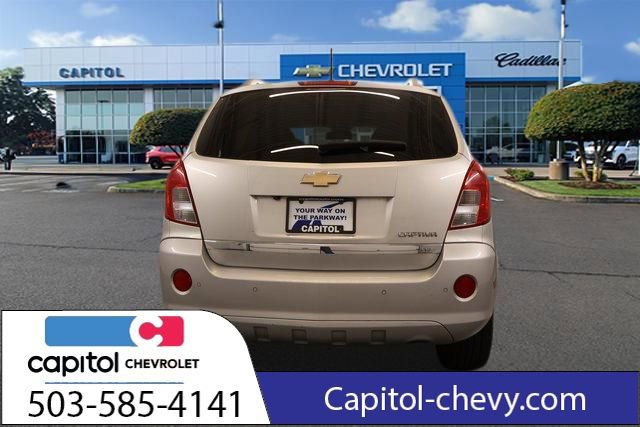 Used 2013 Chevrolet Captiva Sport LTZ FWD image 3