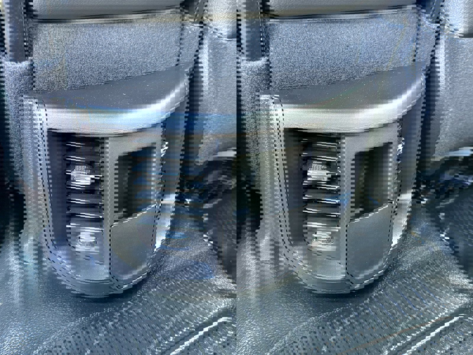 New 2025 RAM 2500 Tradesman w/ Chrome Appearance Group image 32