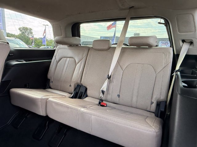 Certified 2024 Ford Expedition Limited AWD/4WD image 10