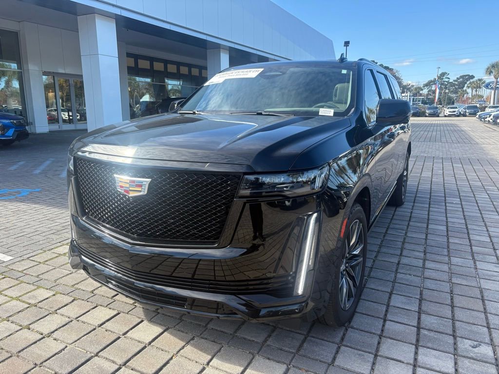 Used 2022 Cadillac Escalade ESV Sport Platinum image 2