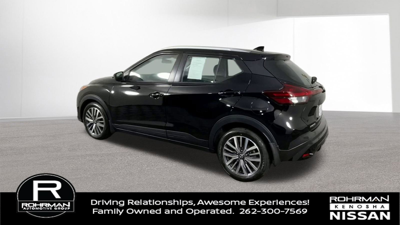 Used 2021 Nissan Kicks SV image 6