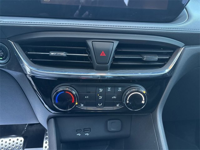 Used 2024 Buick Encore GX Sport Touring w/ Experience Buick Package image 17