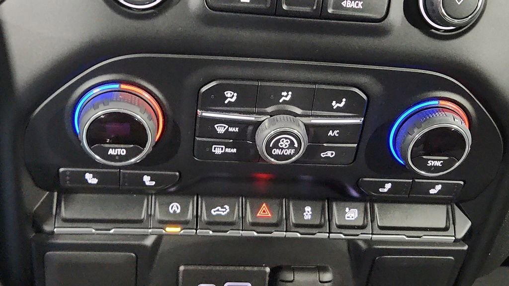 Used 2022 Chevrolet Silverado 1500 LT image 23