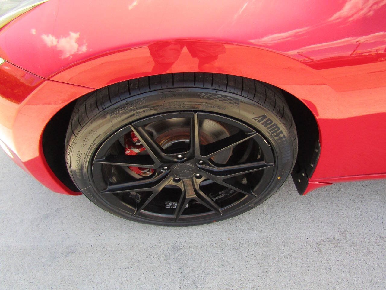 Used 2010 Nissan 370Z Roadster RWD image 13