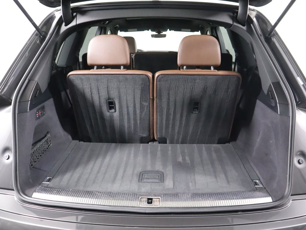 Used 2019 Audi Q7 3.0T Premium Plus w/ Premium Plus Package image 29