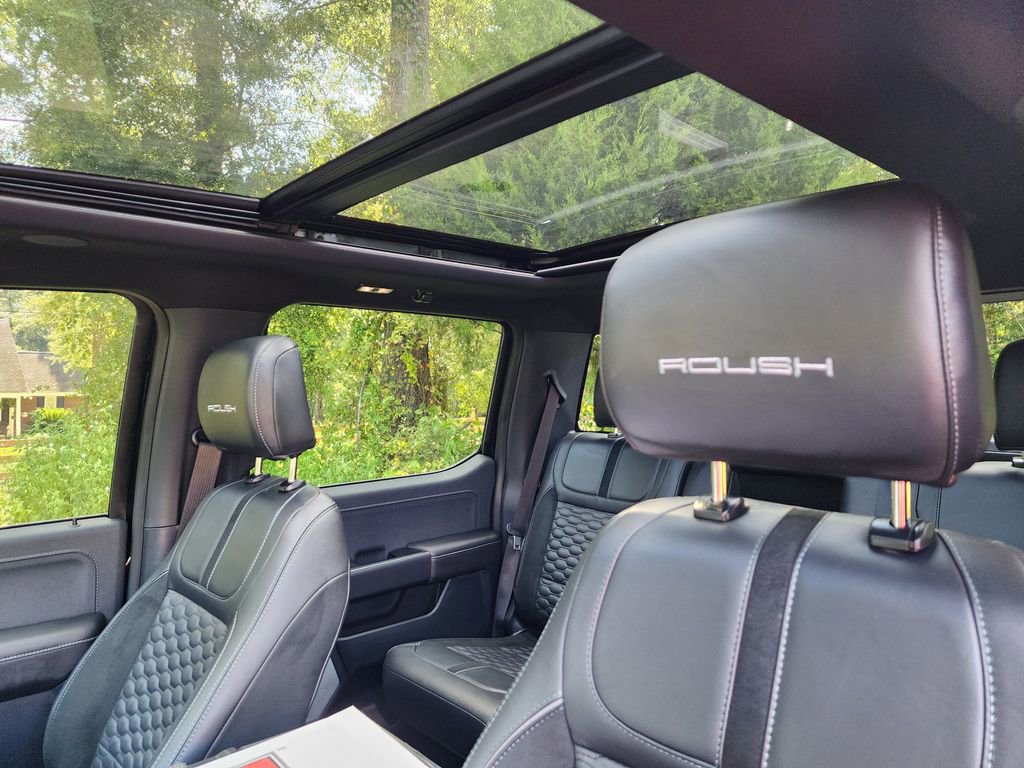 New 2025 Ford F150 Lariat w/ Equipment Group 502A High image 43