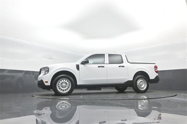 New 2025 Ford Maverick XL w/ Equipment Group 101A image 34