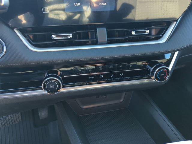 New 2026 Chevrolet Equinox LT w/ Midnight Edition image 17