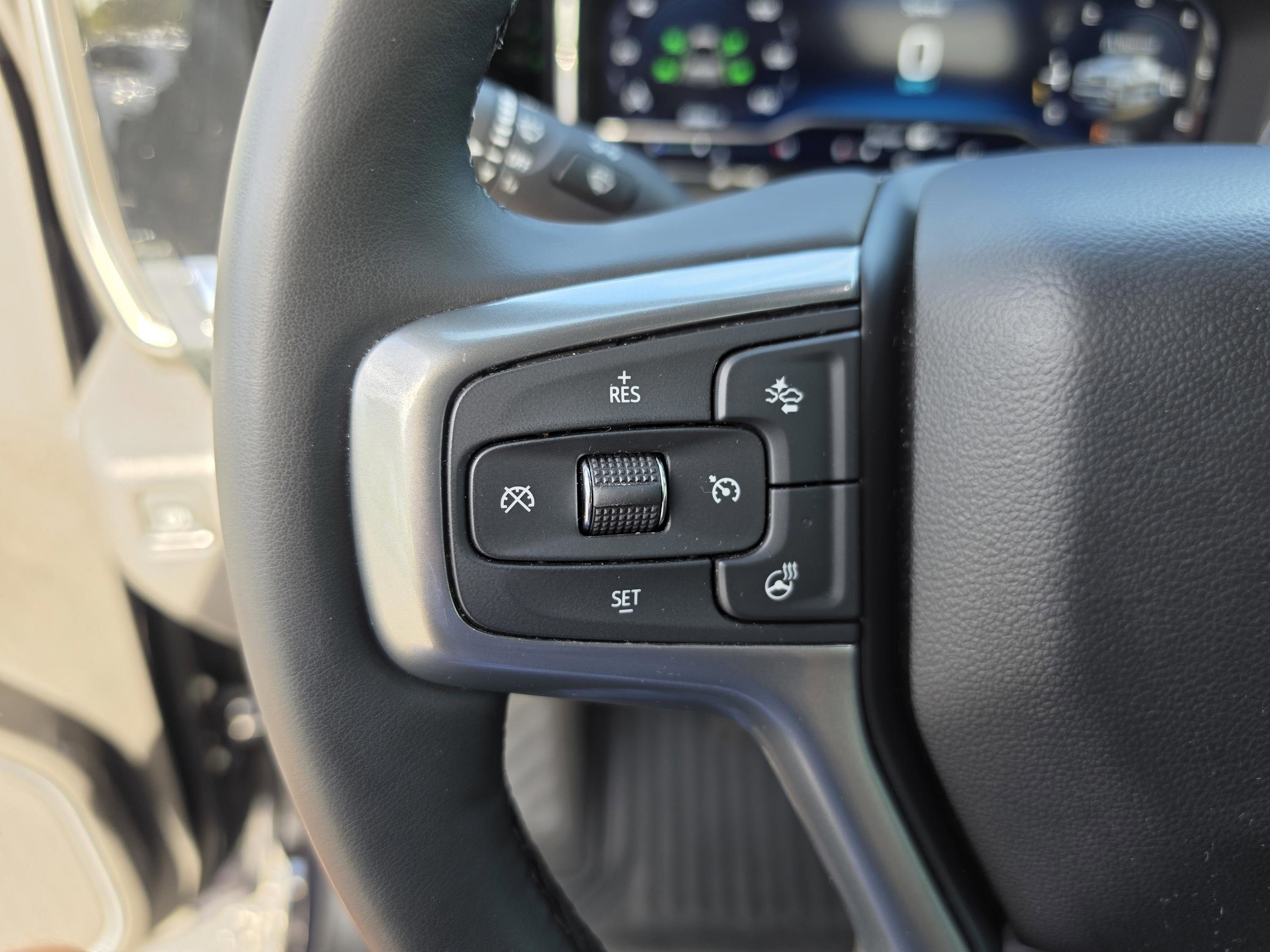 Used 2024 Chevrolet Silverado 1500 LT image 30