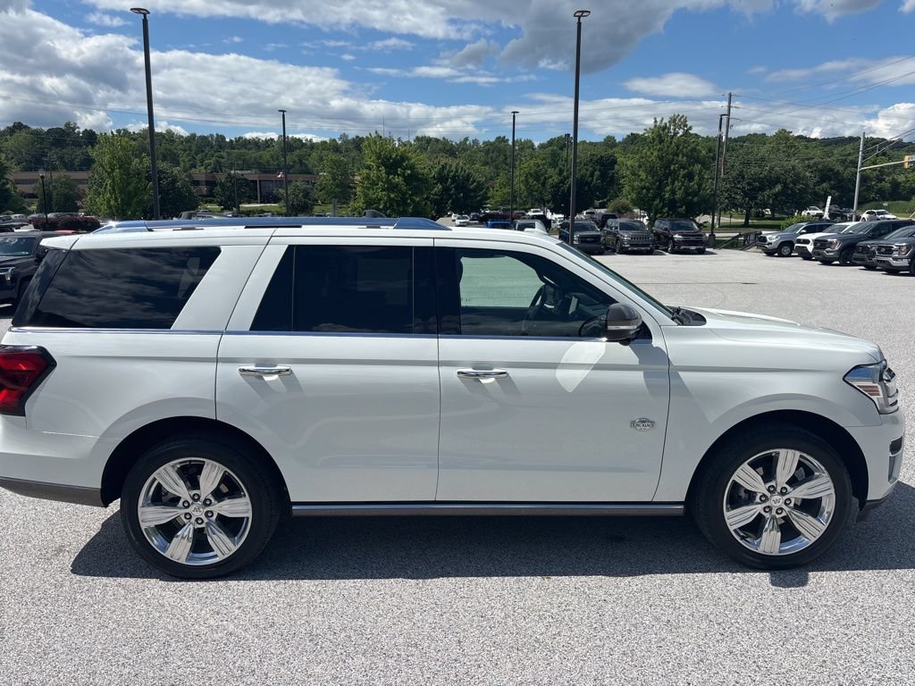 Used 2022 Ford Expedition King Ranch AWD/4WD image 2