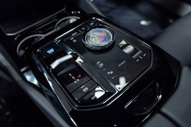 New 2026 BMW i5 eDrive40 image 21