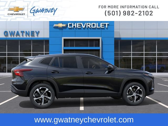 New 2026 Chevrolet Trax RS w/ Sunroof Package FWD image 5
