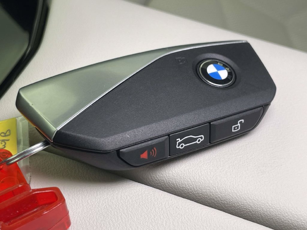New 2027 BMW 550e xDrive w/ Executive Package AWD/4WD image 39