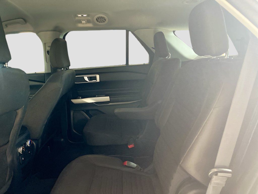 Used 2021 Ford Explorer XLT RWD image 23