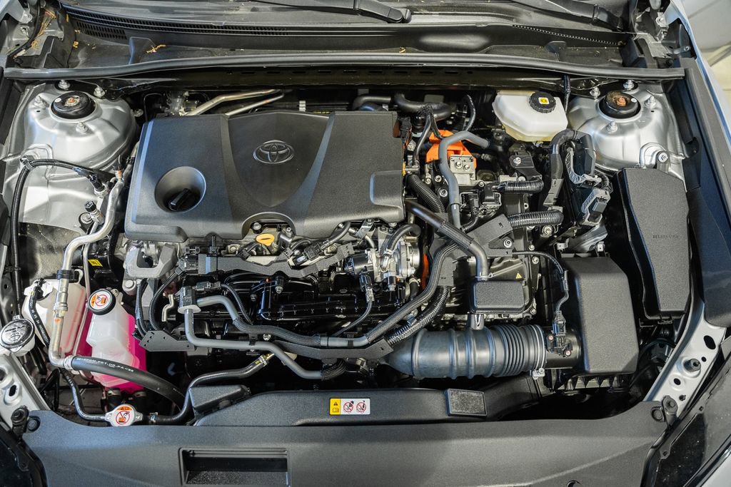Used 2025 Toyota Camry LE image 16
