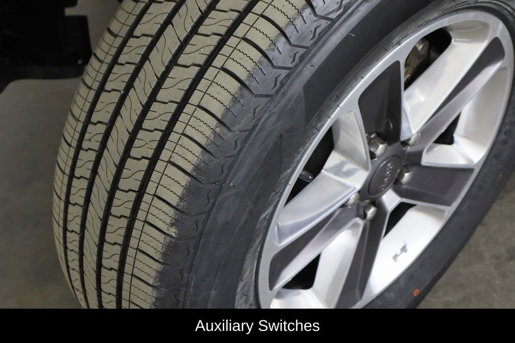 Used 2021 Jeep Wrangler Unlimited Sahara image 36