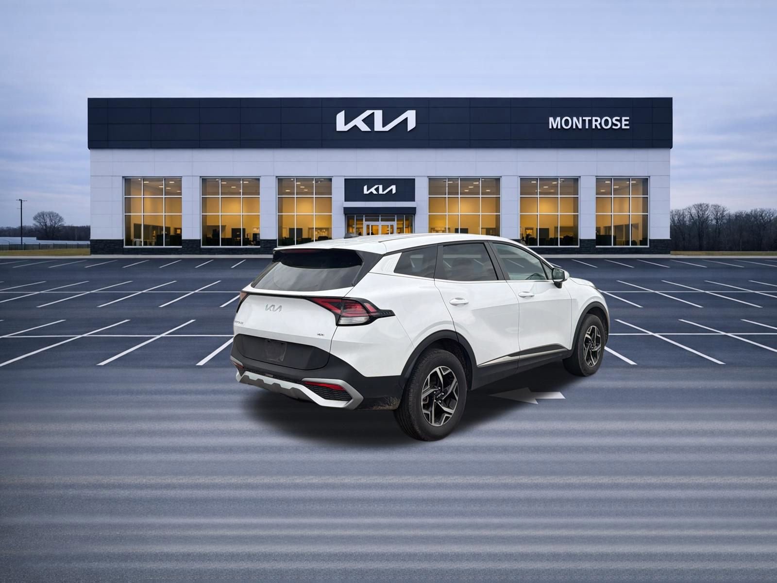 Used 2025 Kia Sportage LX image 5