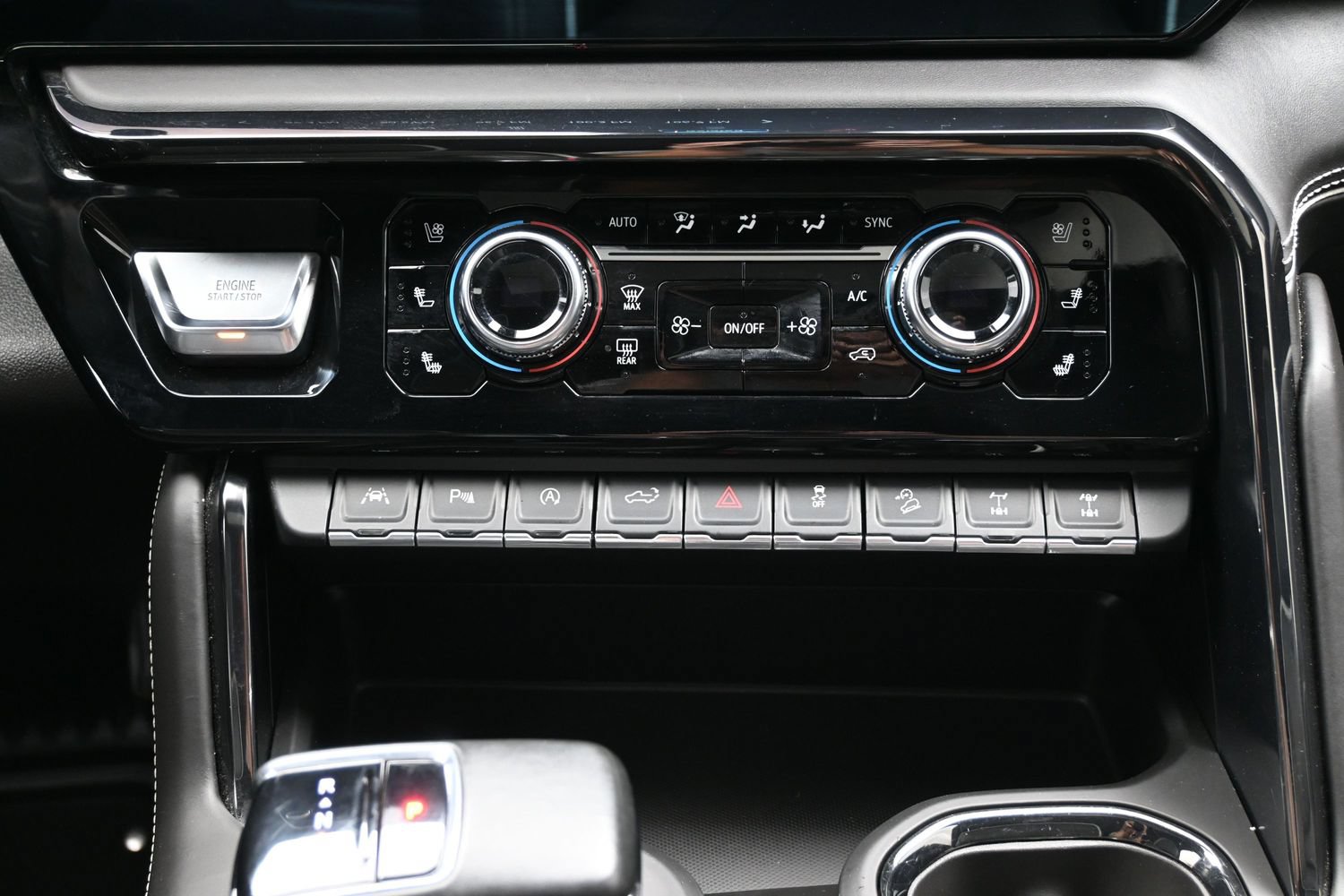 Used 2024 GMC Sierra 1500 AT4X AWD/4WD image 37