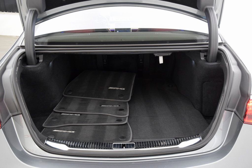 Used 2025 Mercedes-Benz S 580e 4MATIC Sedan image 31