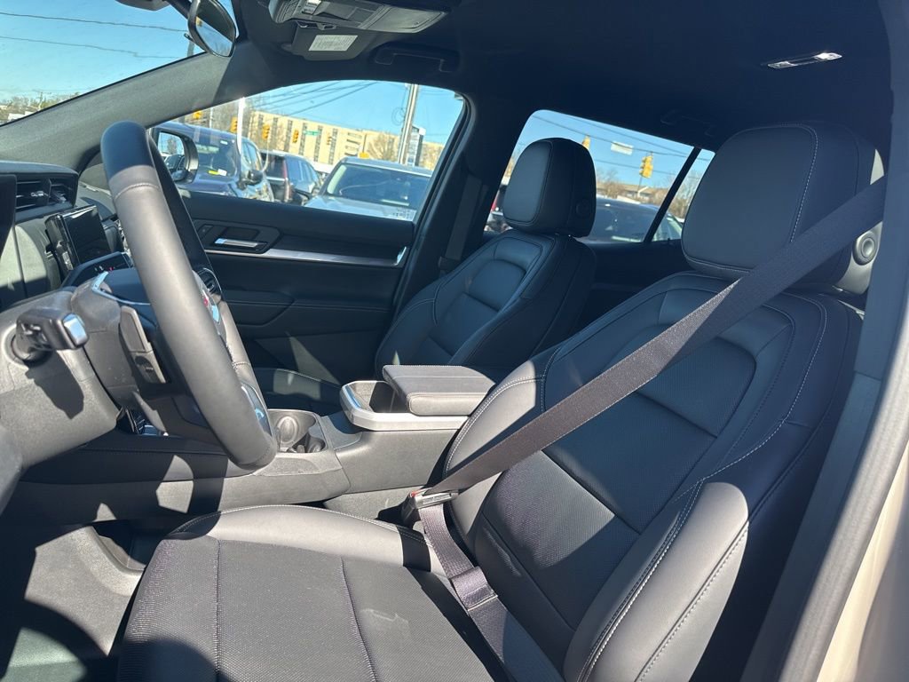 New 2026 GMC Terrain Elevation w/ Elevation Premium Package FWD image 22