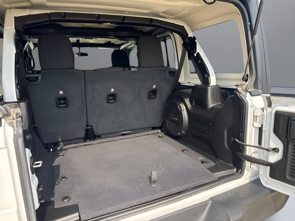 Used 2020 Jeep Wrangler Unlimited Sport AWD/4WD image 23