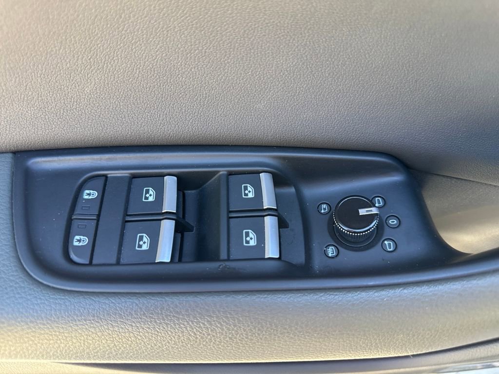 Used 2019 Audi Q8 Prestige w/ Year 1 Package image 15