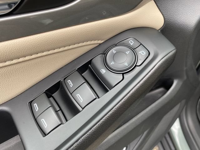Used 2023 Chevrolet Traverse LT w/ LPO, Floor Liner Package AWD/4WD image 17