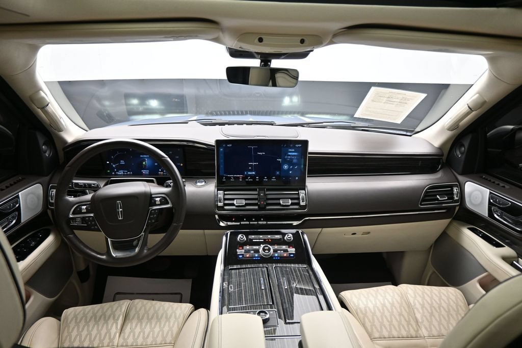 Used 2024 Lincoln Navigator Black Label AWD/4WD image 20