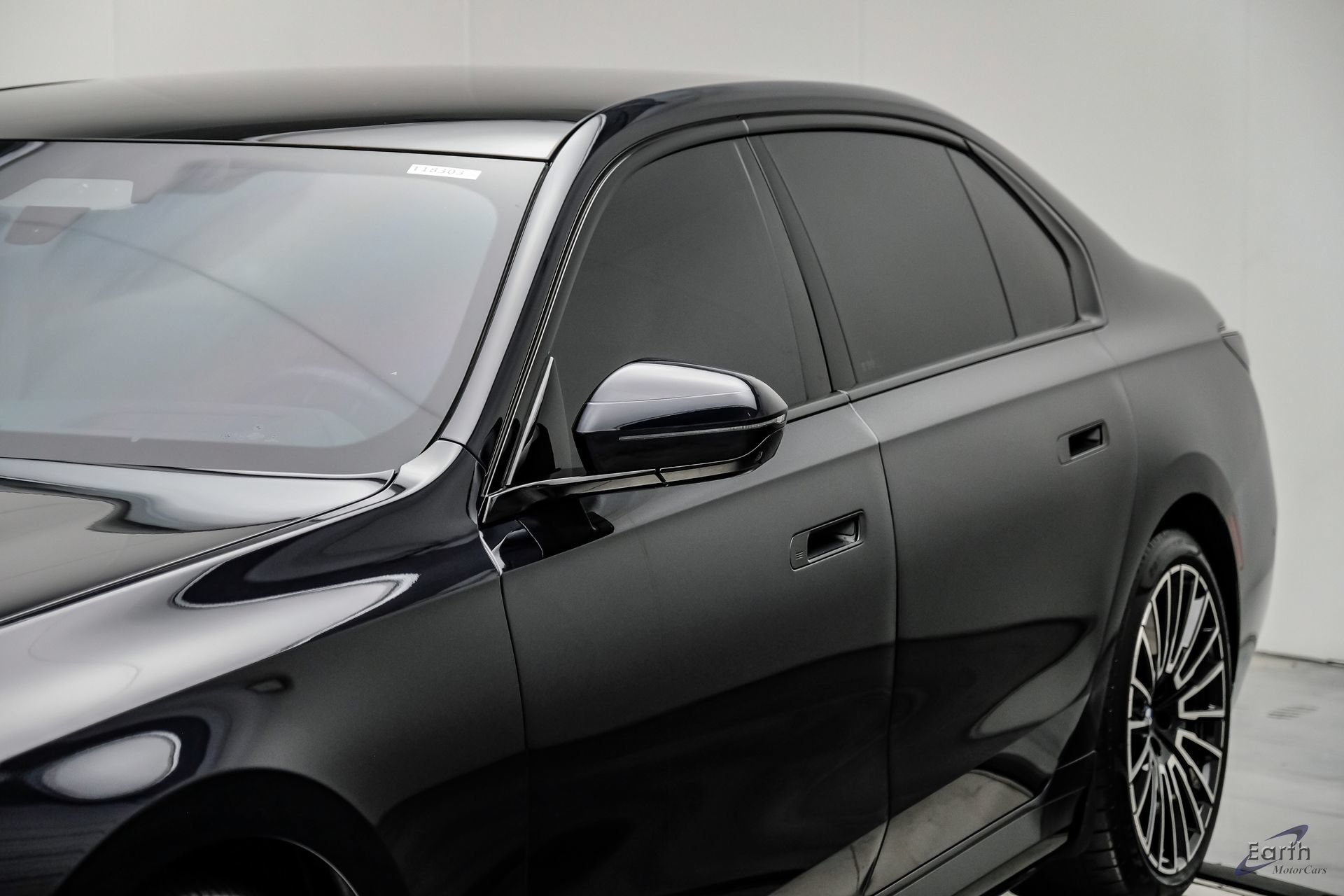 Used 2025 BMW i7 xDrive60 AWD/4WD image 29