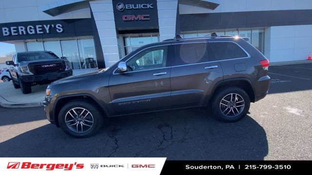 Used 2019 Jeep Grand Cherokee Limited AWD/4WD image 6