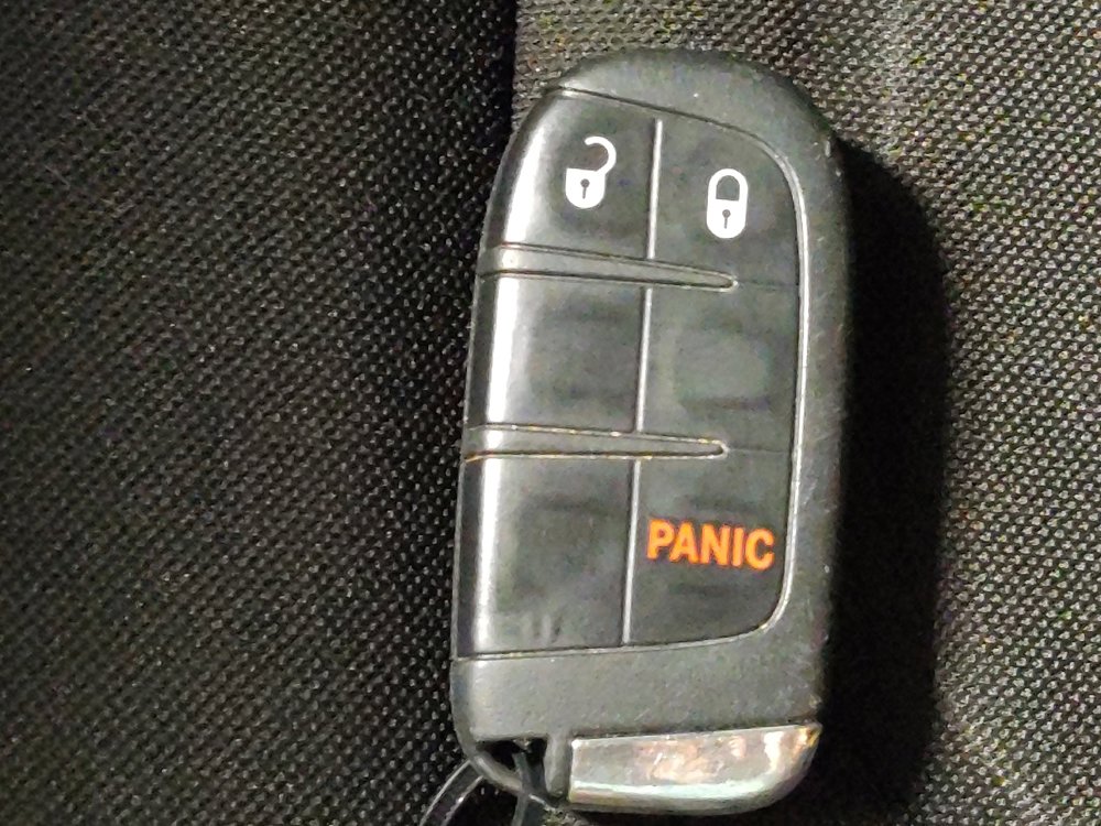 Used 2021 Jeep Renegade Latitude image 32