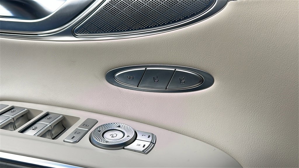 Used 2025 Genesis GV70 3.5T Sport w/ Sport Advanced Package image 19