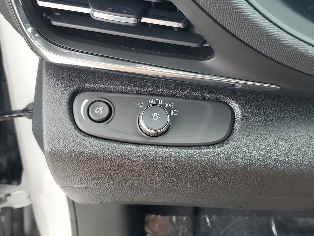 New 2026 Buick Envista Sport Touring w/ Convenience I Package FWD image 29