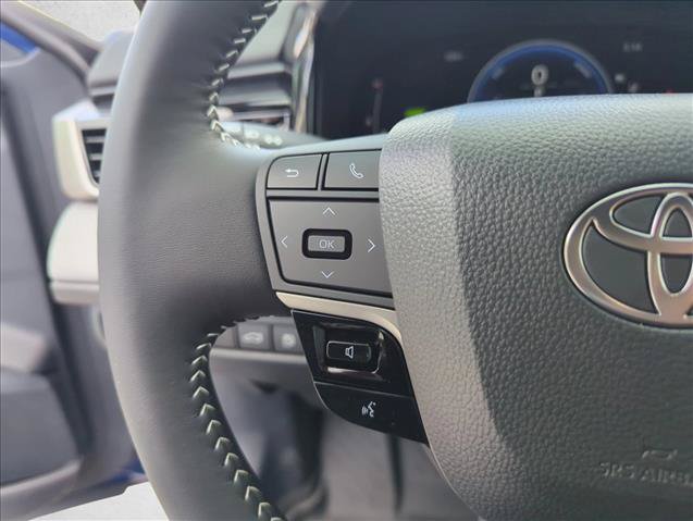 Used 2026 Toyota Camry SE FWD image 18