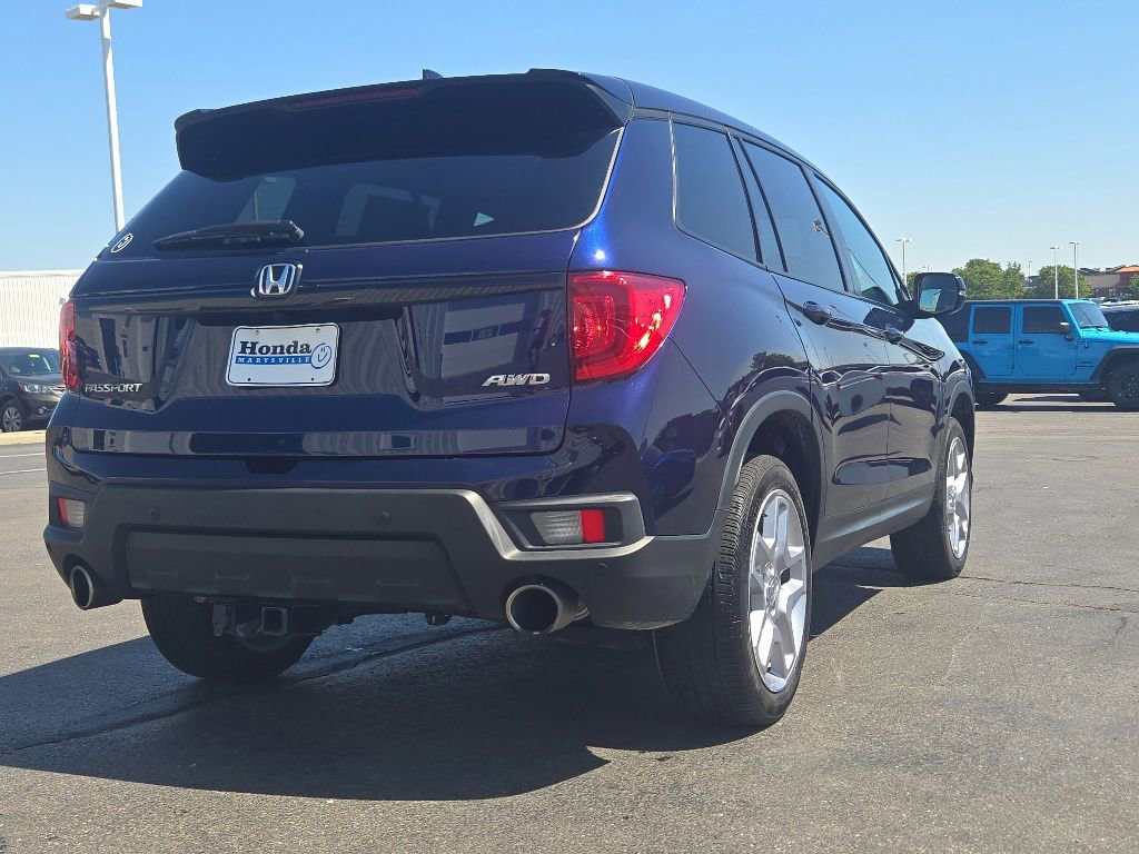 Certified 2024 Honda Passport EX-L image 9