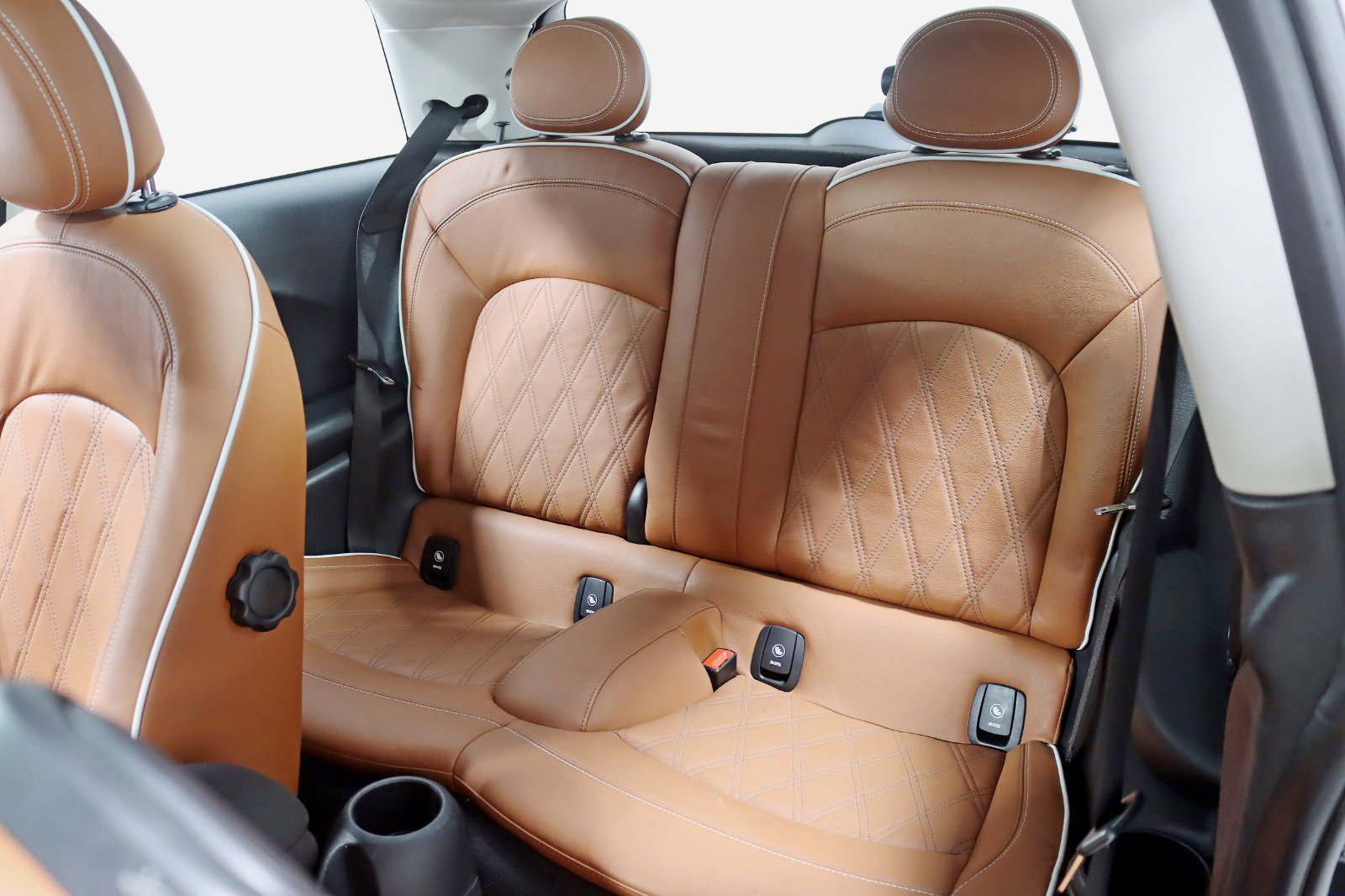 Used 2019 MINI Cooper S w/ Driver Assistance Package image 28