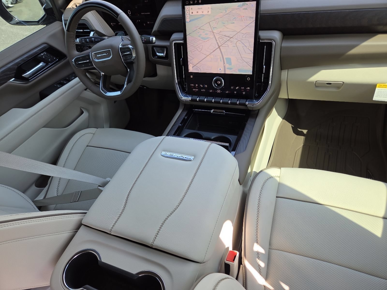 New 2026 GMC Yukon XL Denali w/ Denali Reserve Package AWD/4WD image 29
