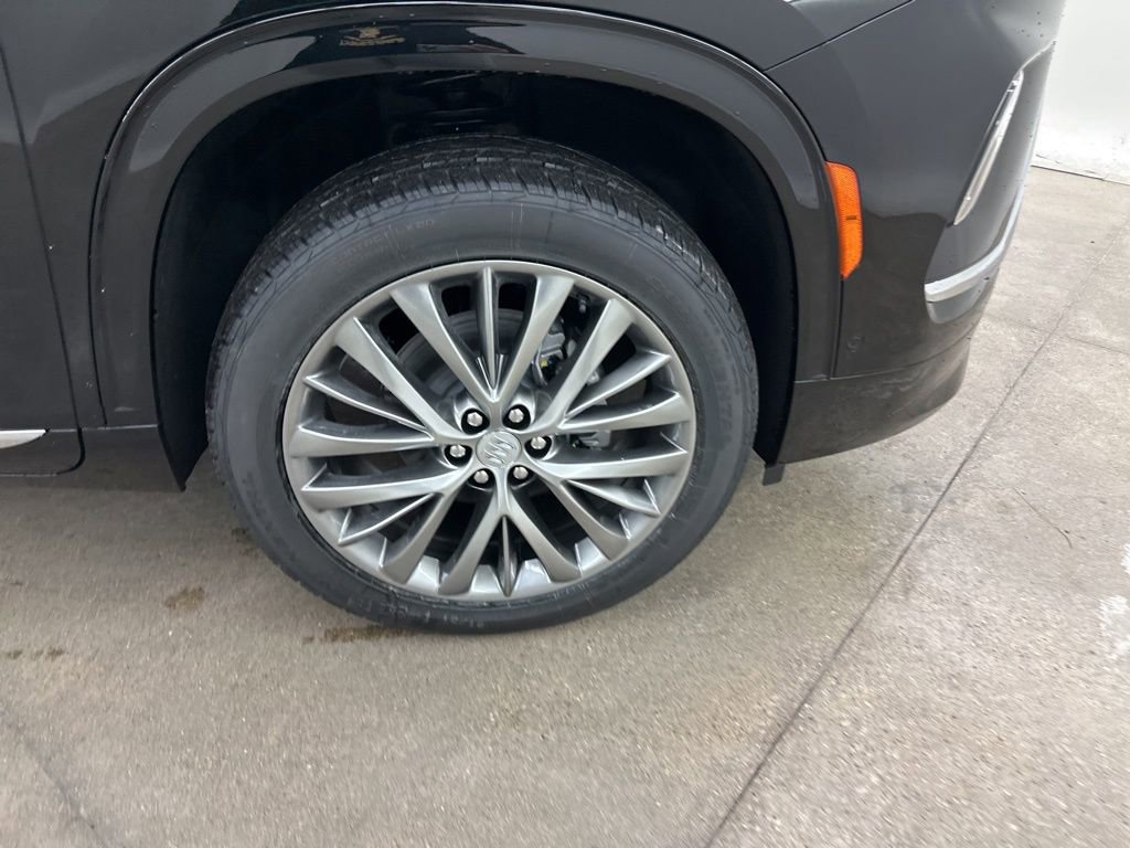 New 2026 Buick Enclave Avenir w/ Super Cruise Package image 13