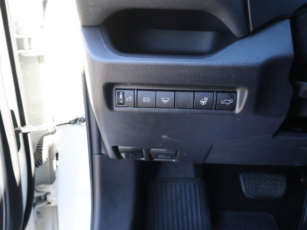 Used 2021 Toyota RAV4 XLE w/ Convenience Package AWD/4WD image 29