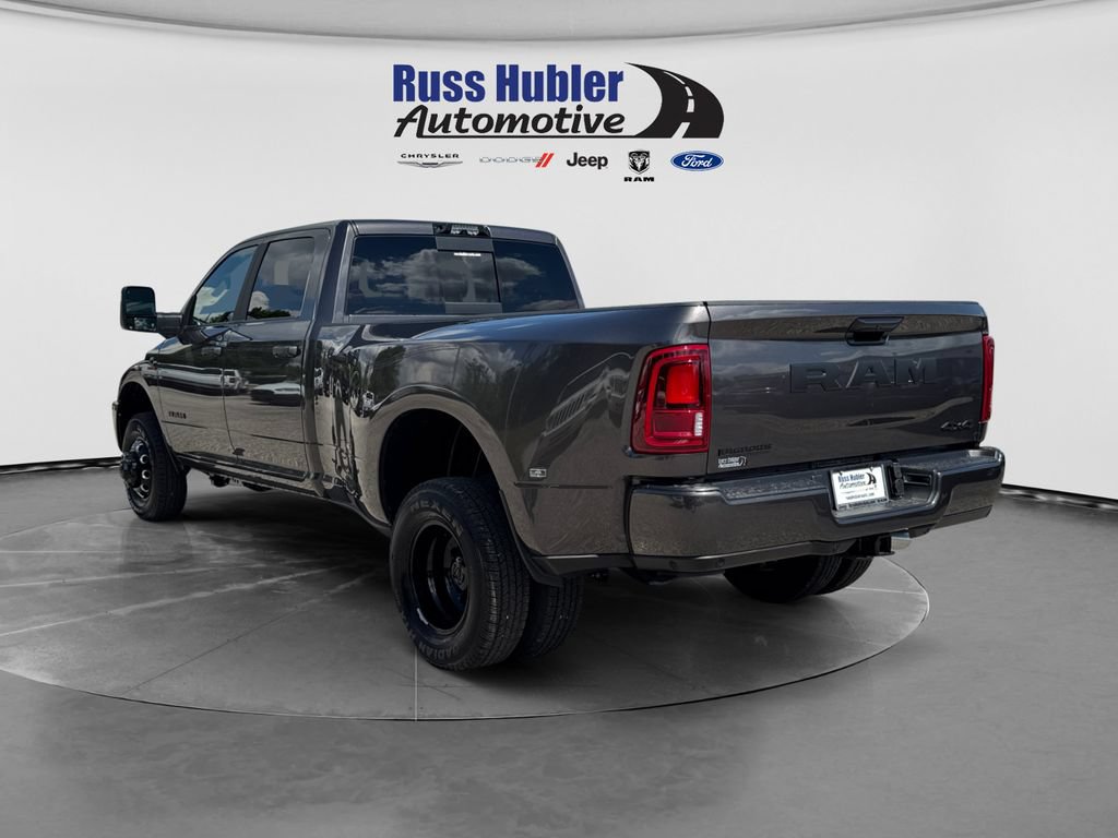 New 2026 RAM 3500 Big Horn AWD/4WD image 3